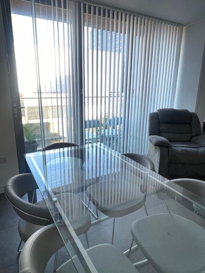 Shared Apartment In Central ลอนดอน ภายนอก รูปภาพ