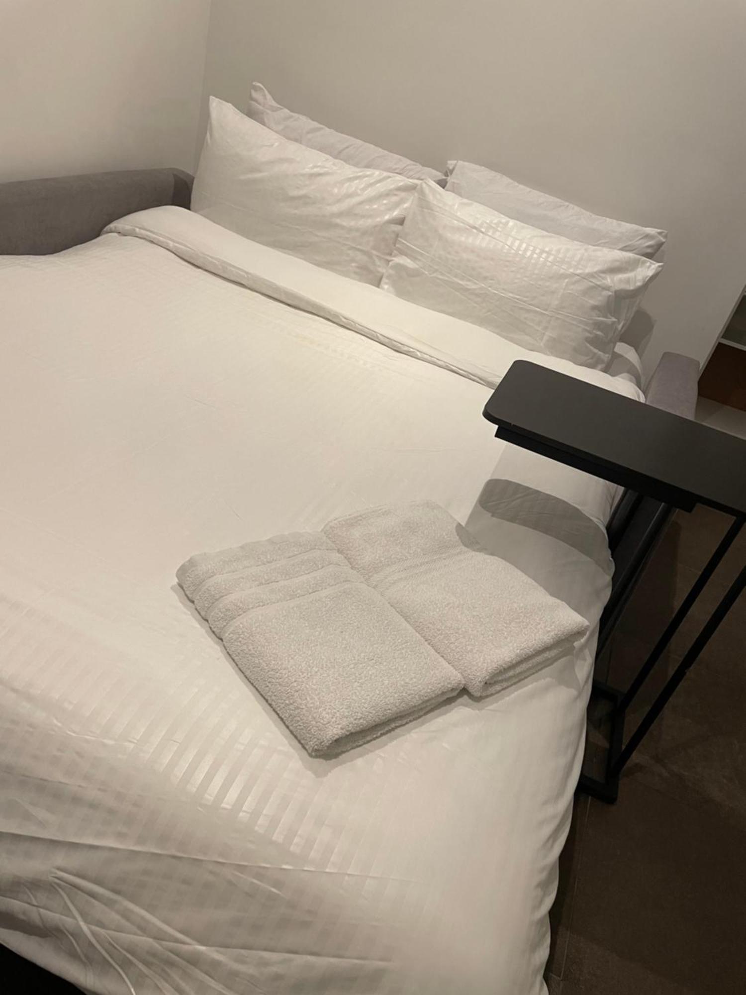 Shared Apartment In Central ลอนดอน ภายนอก รูปภาพ