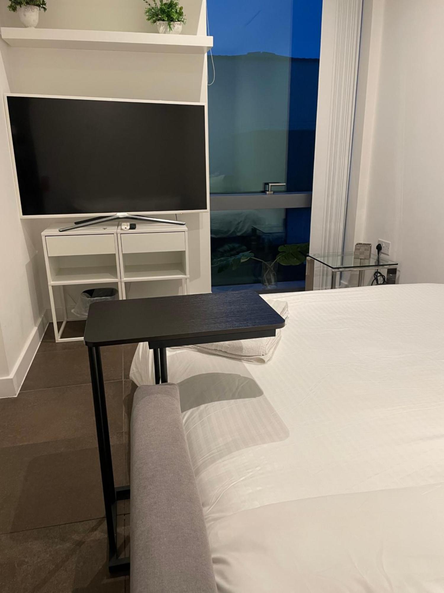 Shared Apartment In Central ลอนดอน ภายนอก รูปภาพ