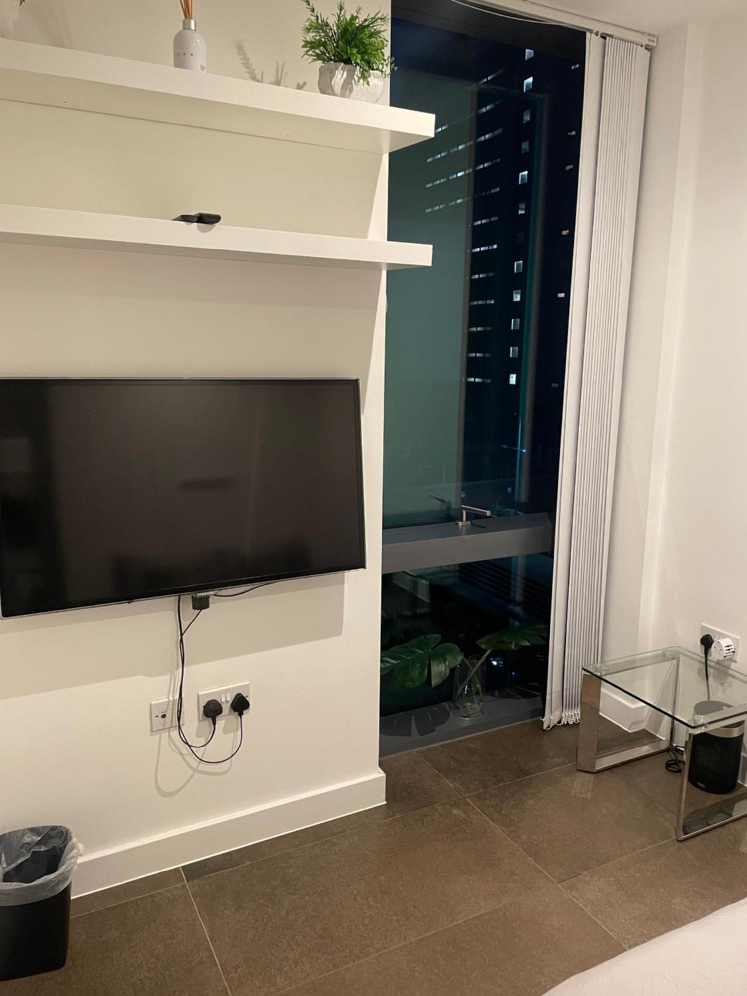 Shared Apartment In Central ลอนดอน ภายนอก รูปภาพ